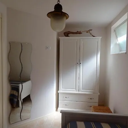 Daire Nuovo Pentalocale Con Giardino A - S083