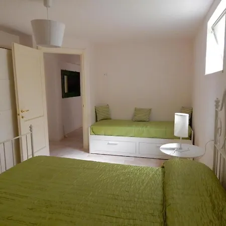 Nuovo Pentalocale Con Giardino A - S083 Daire